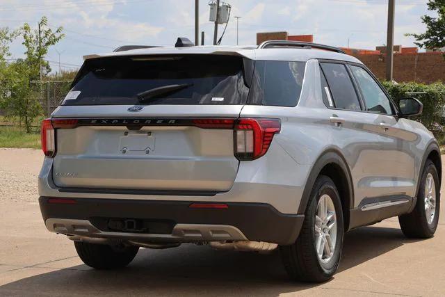 new 2025 Ford Explorer car, priced at $40,709