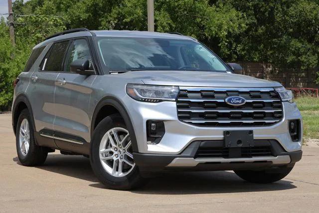 new 2025 Ford Explorer car, priced at $40,709