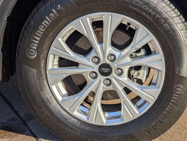 used 2023 Ford Escape car, priced at $21,587