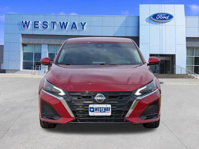 used 2023 Nissan Altima car, priced at $18,487