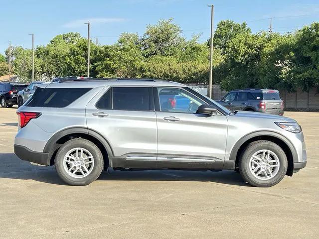 new 2025 Ford Explorer car, priced at $40,975