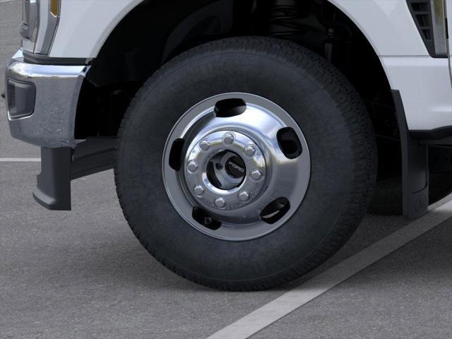 new 2025 Ford F-350 car, priced at $77,923