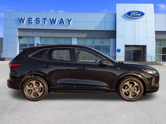 used 2023 Ford Escape car, priced at $19,487