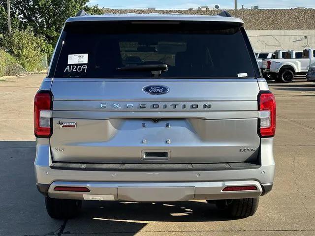 new 2024 Ford Expedition car, priced at $61,714