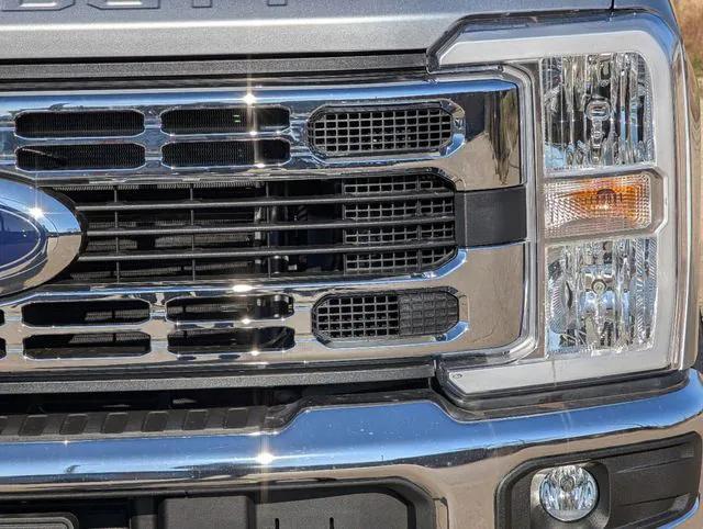 new 2024 Ford F-250 car, priced at $58,060