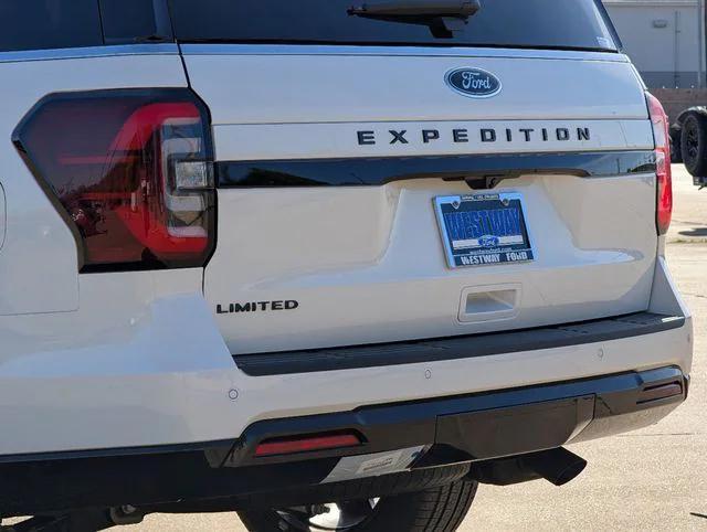 new 2024 Ford Expedition car, priced at $67,372