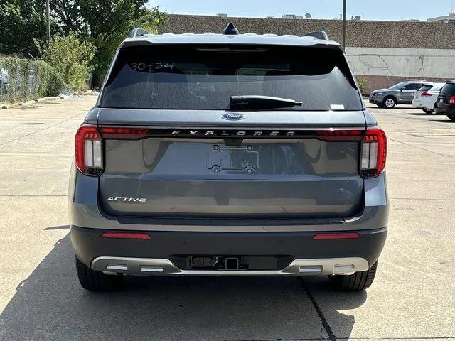 new 2025 Ford Explorer car, priced at $40,975