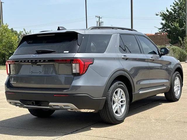 new 2025 Ford Explorer car, priced at $40,975