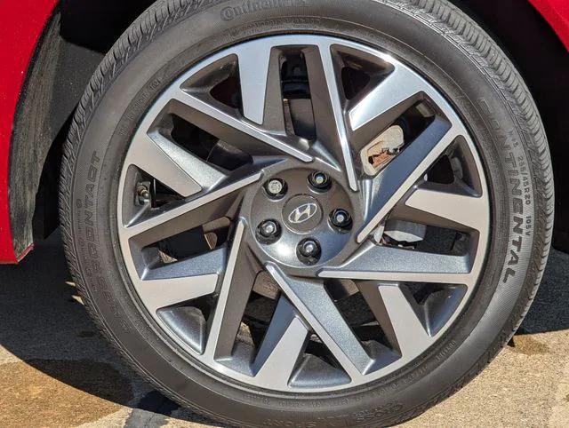 used 2022 Hyundai Santa Fe car, priced at $22,987