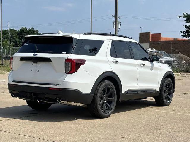 new 2024 Ford Explorer car, priced at $45,600