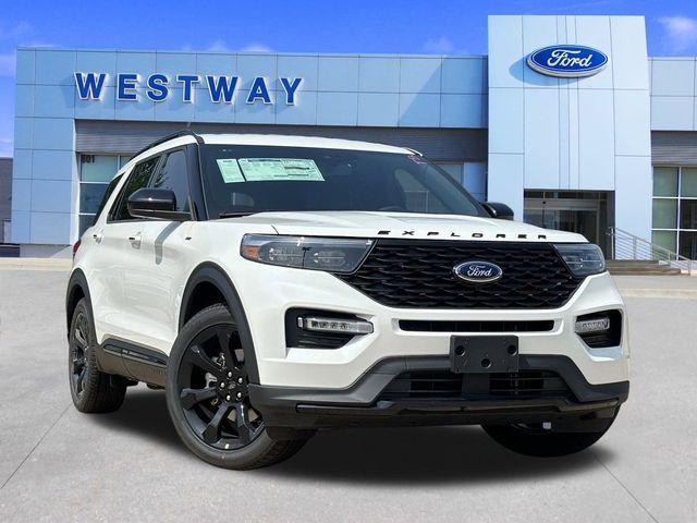 new 2024 Ford Explorer car, priced at $45,600