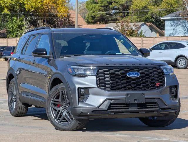 new 2025 Ford Explorer car, priced at $57,568