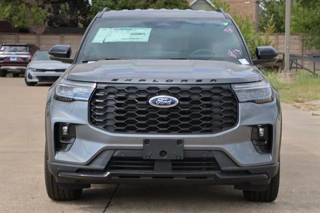 new 2025 Ford Explorer car, priced at $46,353