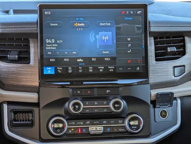 used 2024 Ford Expedition car, priced at $38,987