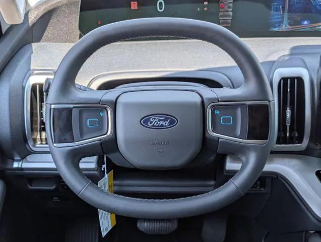 new 2025 Ford Expedition car, priced at $59,596