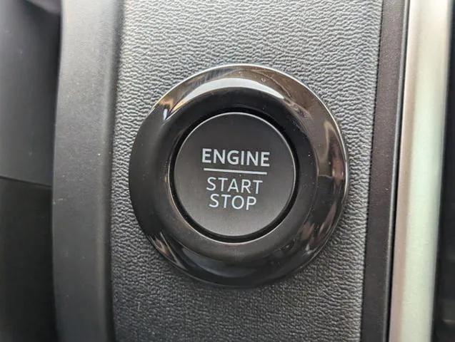 new 2025 Ford Expedition car, priced at $59,596