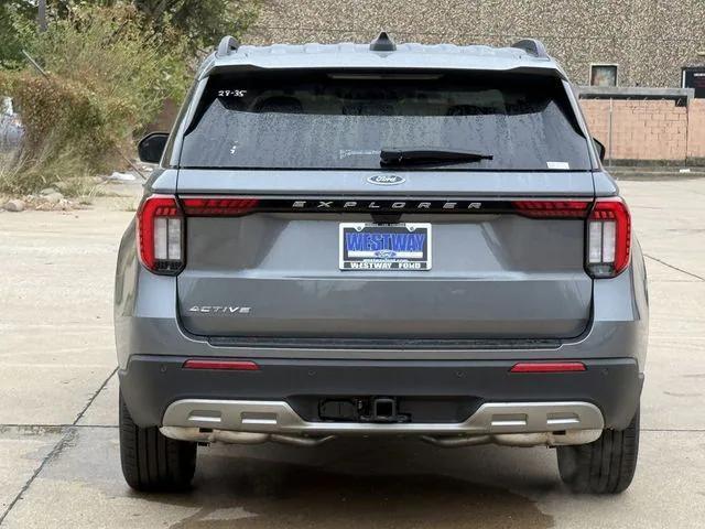 new 2025 Ford Explorer car, priced at $41,665