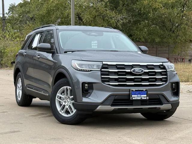 new 2025 Ford Explorer car, priced at $41,665