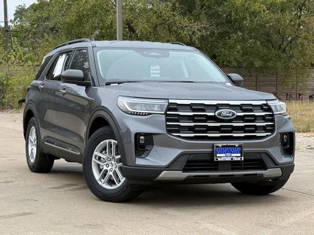 new 2025 Ford Explorer car, priced at $41,665