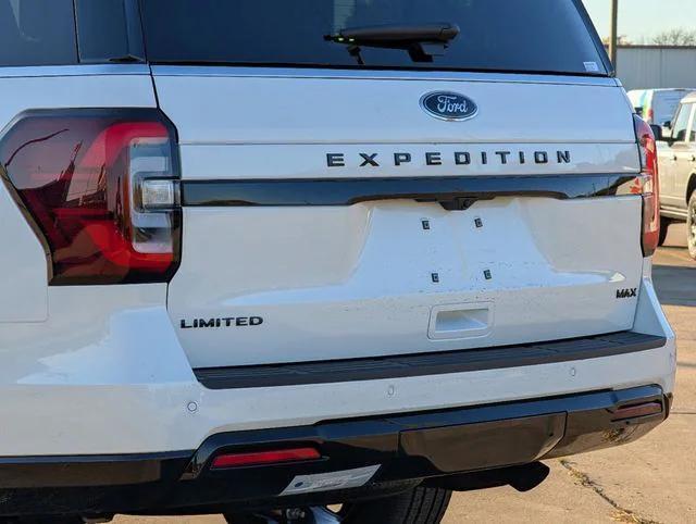 new 2024 Ford Expedition car, priced at $70,992