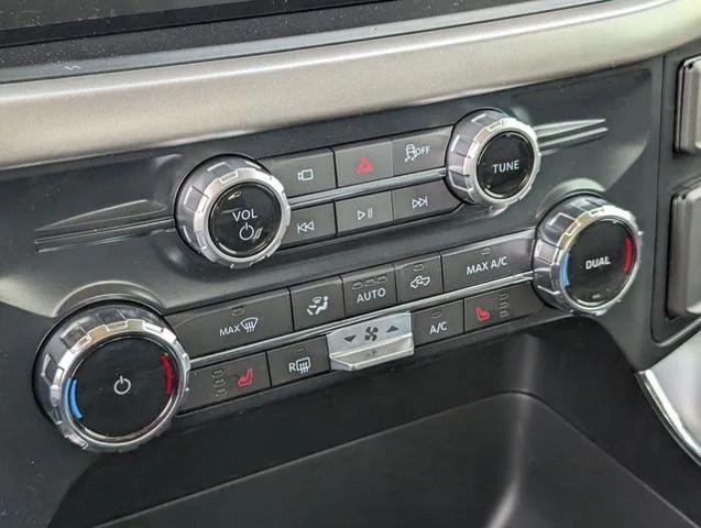 new 2025 Ford F-150 car, priced at $42,152