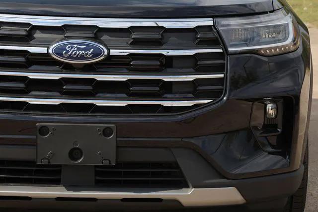 new 2025 Ford Explorer car, priced at $43,369