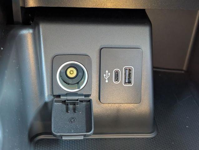 new 2025 Ford Explorer car, priced at $37,555