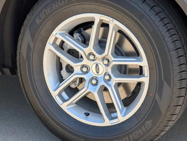new 2025 Ford Explorer car, priced at $41,555