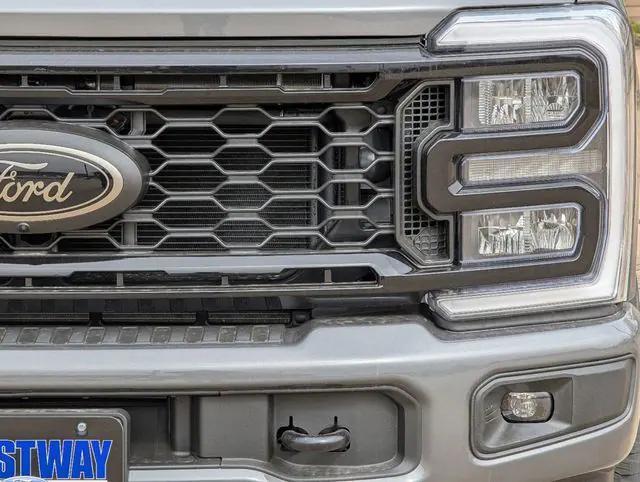 new 2025 Ford F-250 car, priced at $71,728