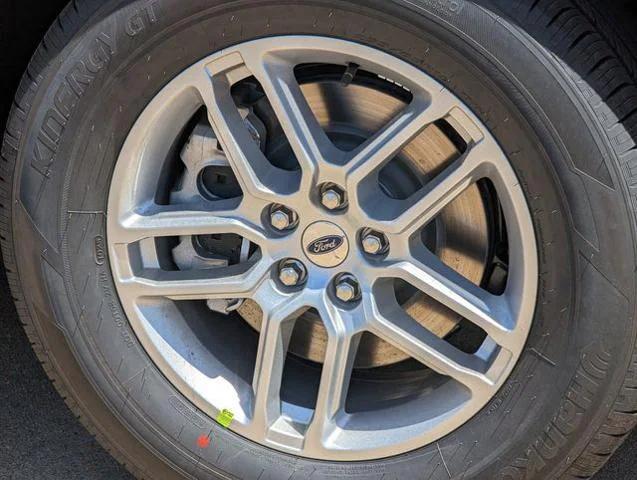 new 2025 Ford Explorer car, priced at $38,444