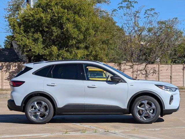 new 2025 Ford Escape car, priced at $28,877