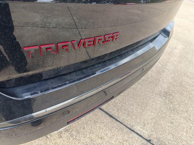 used 2021 Chevrolet Traverse car, priced at $26,703