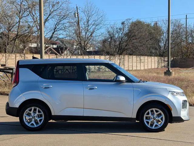 used 2021 Kia Soul car, priced at $14,502