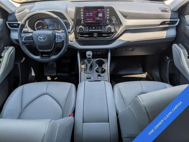 used 2021 Toyota Highlander car, priced at $31,994