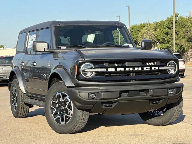 new 2024 Ford Bronco car, priced at $42,001