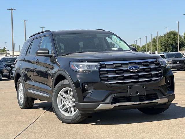 new 2025 Ford Explorer car, priced at $40,975