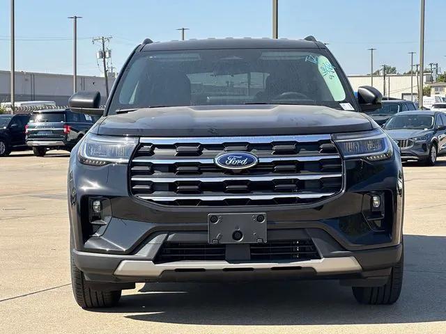 new 2025 Ford Explorer car, priced at $40,975