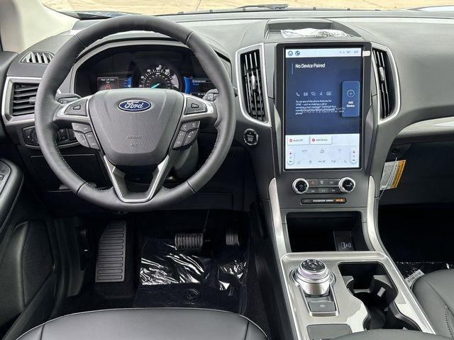 new 2024 Ford Edge car, priced at $39,041