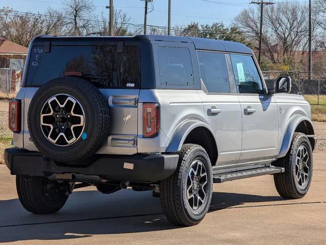 new 2024 Ford Bronco car, priced at $53,388