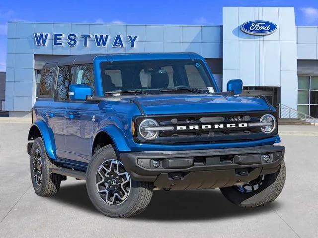 new 2024 Ford Bronco car, priced at $53,379