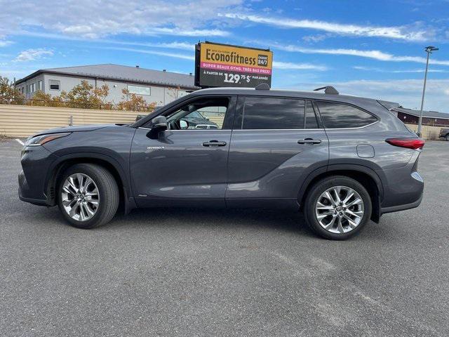 used 2020 Toyota Highlander Hybrid car, priced at $34,791