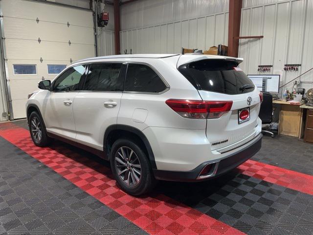 used 2019 Toyota Highlander car, priced at $27,026