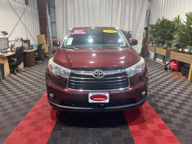 used 2016 Toyota Highlander car, priced at $20,327