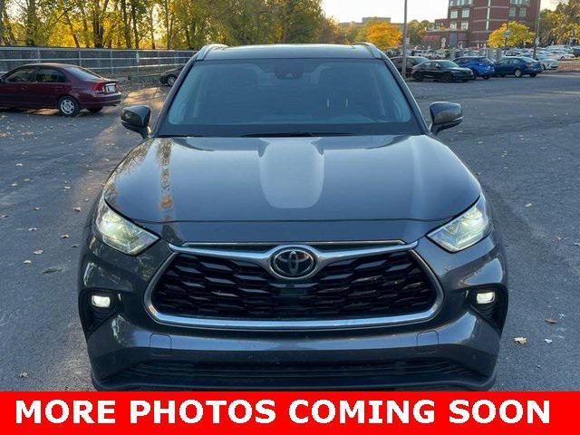 used 2020 Toyota Highlander car, priced at $34,888