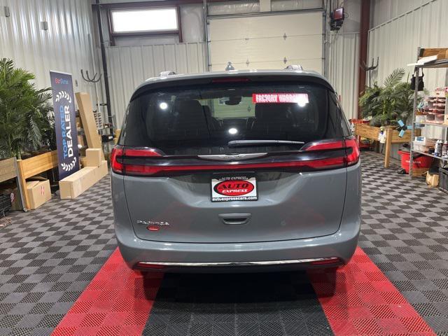 used 2022 Chrysler Pacifica car, priced at $24,430