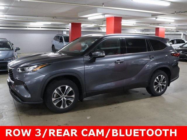 used 2020 Toyota Highlander car, priced at $30,182