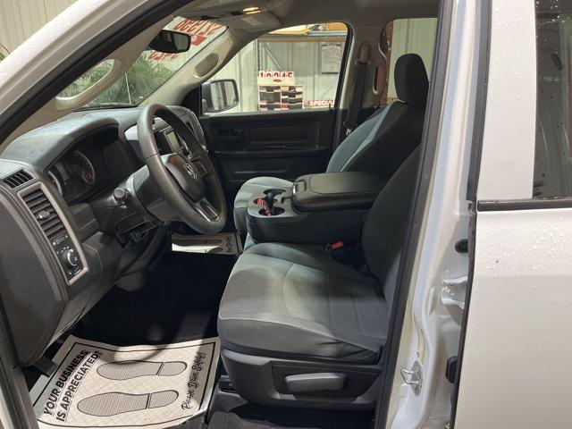 used 2022 Ram 1500 Classic car, priced at $27,998