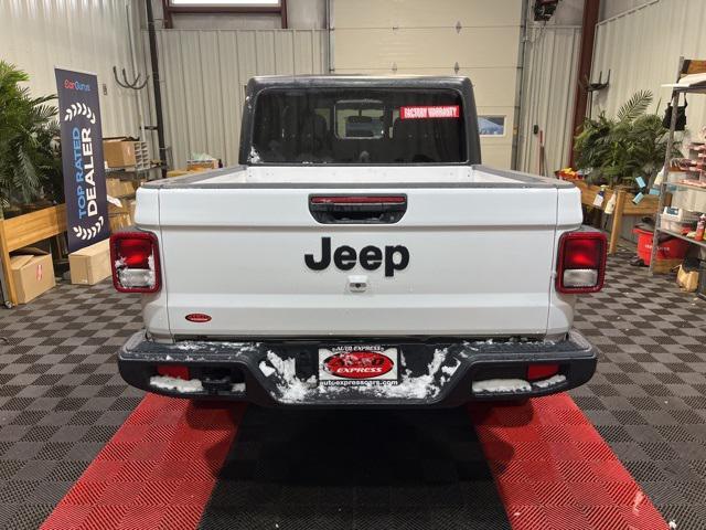 used 2023 Jeep Gladiator car, priced at $31,400