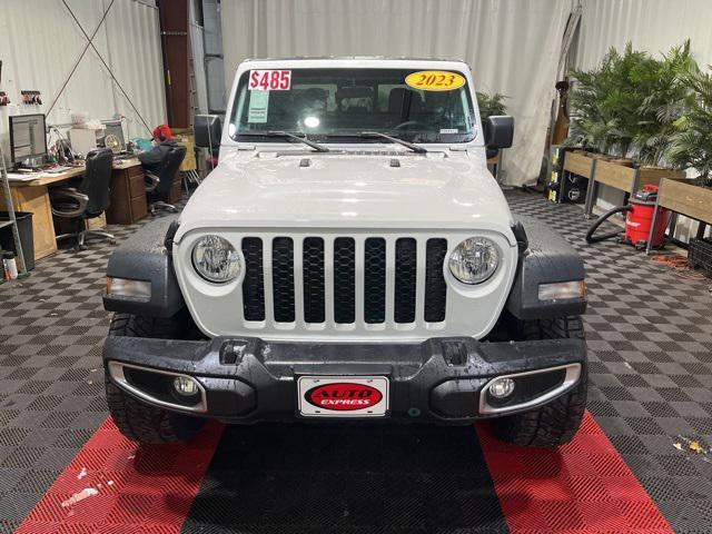 used 2023 Jeep Gladiator car, priced at $31,400