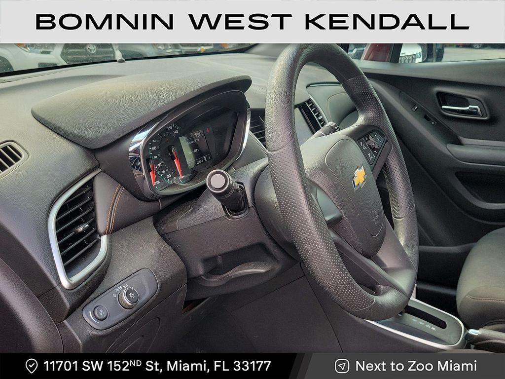 used 2022 Chevrolet Trax car, priced at $13,490